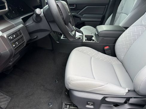 New 2026 Toyota Tacoma 4x4 Double Cab image 9