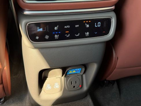 New 2026 Genesis GV80 3.5T Prestige image 26