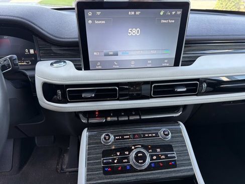 Certified 2024 Lincoln Aviator Black Label w/ Dynamic Handling Package AWD/4WD image 29