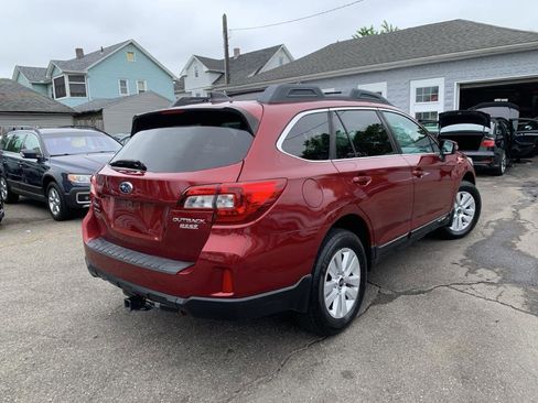 Used 2017 Subaru Outback 2.5i Premium image 5