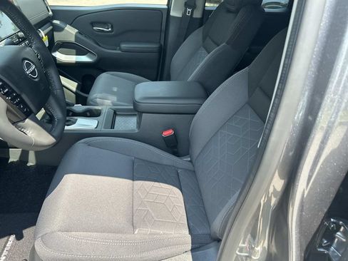 New 2026 Nissan Frontier SV w/ SV Convenience Package RWD image 15