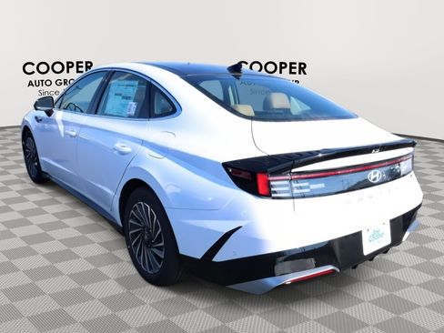 New 2026 Hyundai Sonata Limited FWD image 9