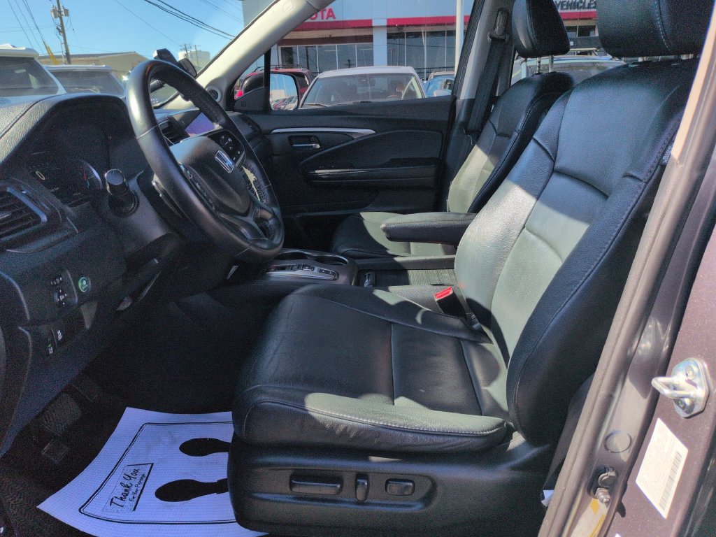 Used 2021 Honda Pilot Special Edition image 9