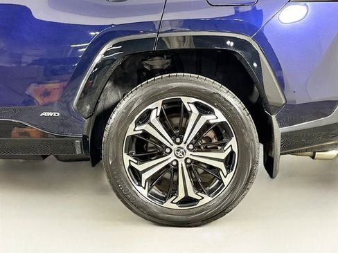 Used 2021 Toyota RAV4 XSE w/ Premium Package image 31