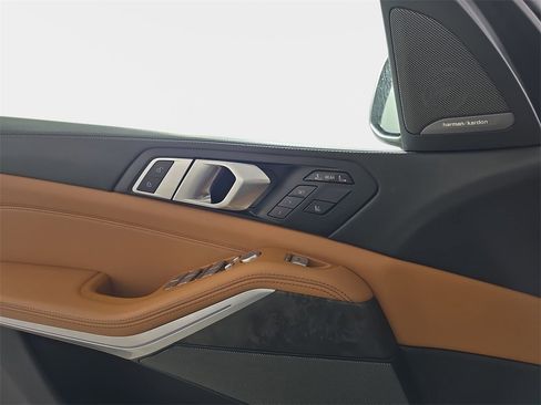 Certified 2023 BMW X7 xDrive40i w/ Premium Package image 29