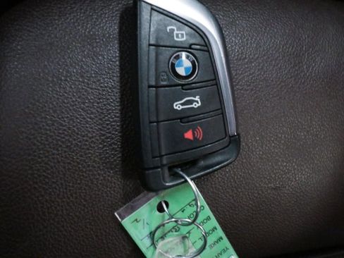 Used 2022 BMW X3 xDrive30i w/ Premium Package image 22