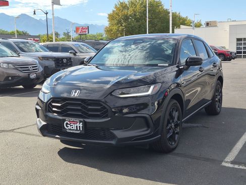 Used 2024 Honda HR-V Sport image 10