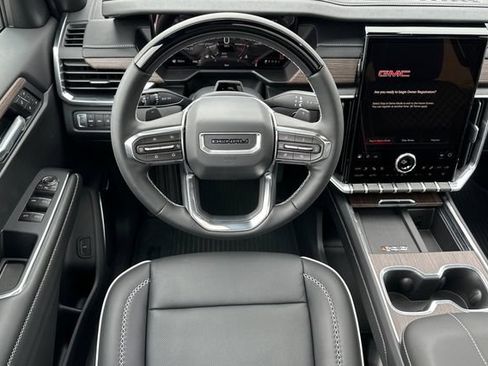 New 2026 GMC Acadia Denali w/ Super Cruise Package AWD/4WD image 15