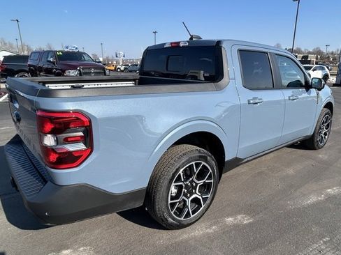 Used 2025 Ford Maverick Lariat w/ 4K Tow Package image 5