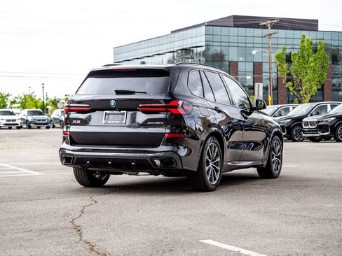 New 2026 BMW X5 xDrive50e w/ Executive Package AWD/4WD image 5