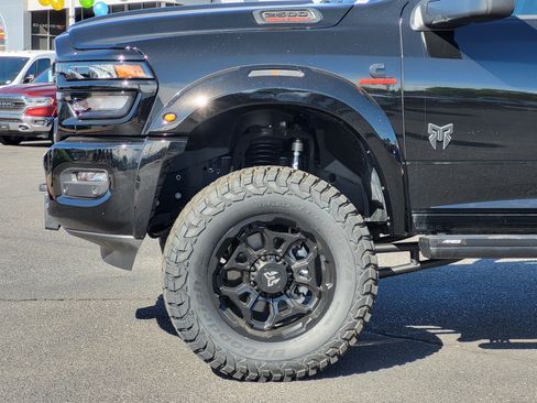 New 2026 RAM 2500 Big Horn AWD/4WD image 6