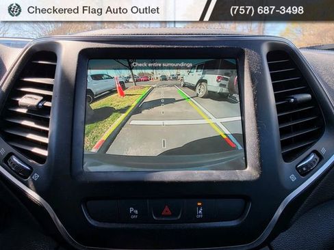 Used 2022 Jeep Cherokee Altitude image 17