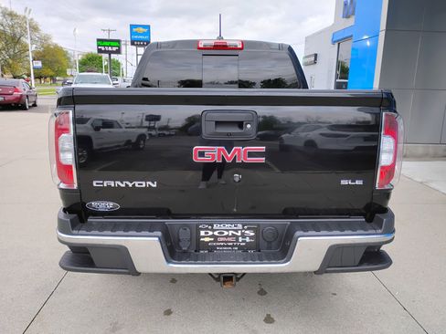 Used 2015 GMC Canyon SLE w/ SLE Convenience Package RWD image 28