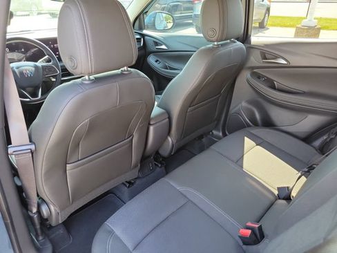 Used 2024 Buick Encore GX Preferred FWD image 11