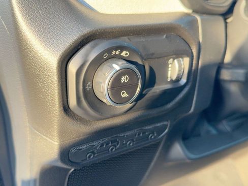 New 2026 Jeep Gladiator Sport image 17