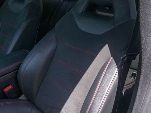 Used 2023 Mercedes-Benz CLA 250 image 12