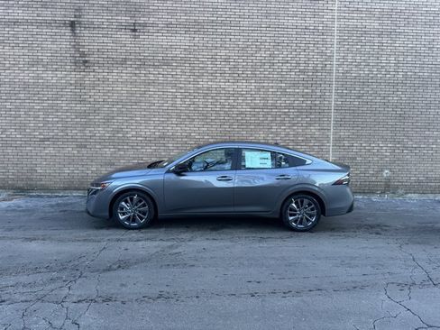 New 2026 Nissan Sentra SL w/ Floor Mat Package FWD image 36