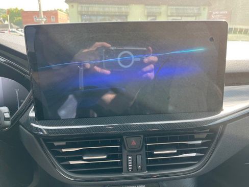 Used 2024 Ford Escape ST-Line w/ Tech Pack #1 image 12