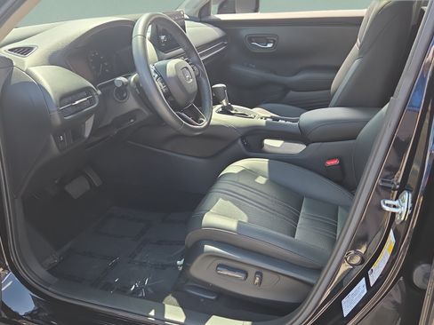 Certified 2025 Honda HR-V EX-L image 9