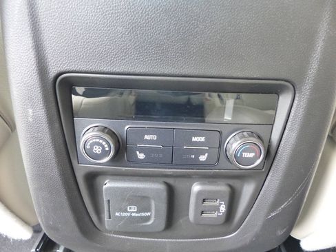Used 2022 Buick Enclave Premium w/ Surround and Sites Package FWD image 39