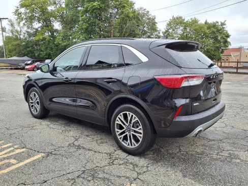 Certified 2022 Ford Escape SEL image 4