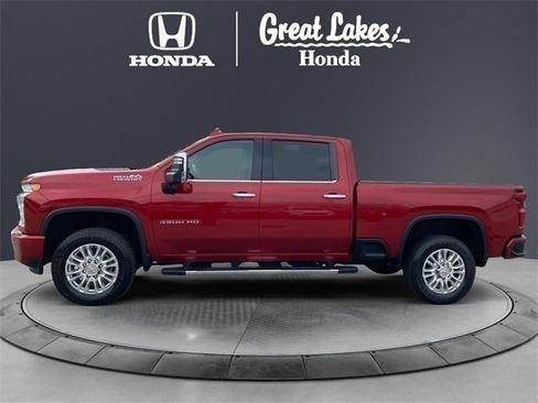 Used 2021 Chevrolet Silverado 3500 High Country image 3