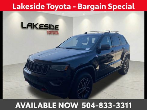 Used 2017 Jeep Grand Cherokee Trailhawk w/ Trailhawk Luxury Group AWD/4WD image 1