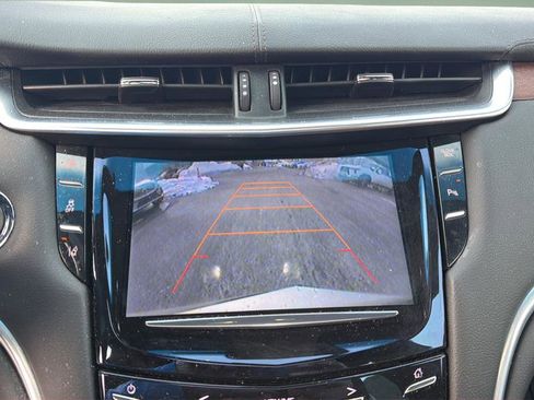 Used 2015 Cadillac XTS Premium image 28