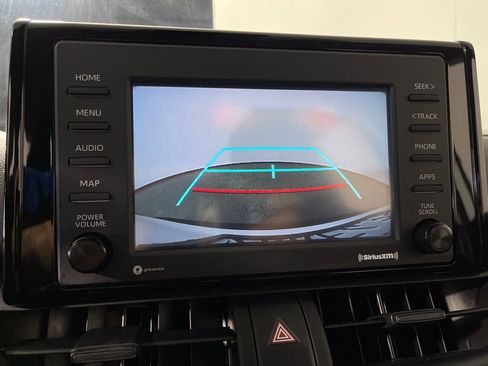Certified 2022 Toyota RAV4 LE FWD image 21