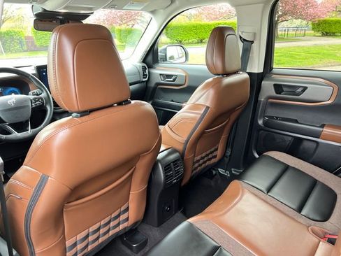 Used 2025 Ford Bronco Sport Outer Banks AWD/4WD image 27