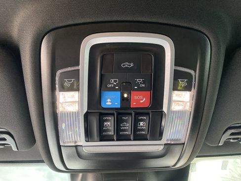 Used 2025 RAM 3500 Limited image 50