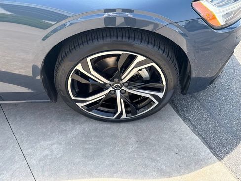 Certified 2023 Volvo S60 B5 Plus w/ Climate Package FWD image 12