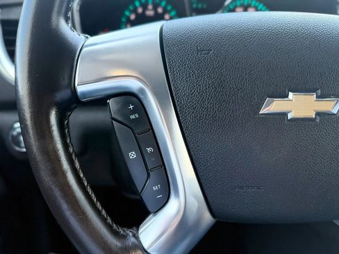 Used 2017 Chevrolet Traverse LT AWD/4WD image 14