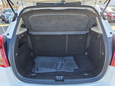 Used 2021 Buick Encore Preferred w/ Safety Package image 39