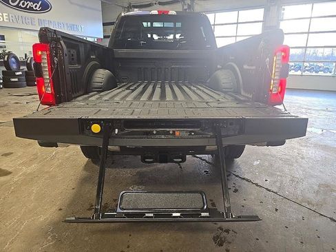 Used 2025 Ford F350 Lariat w/ Lariat Ultimate Package image 34