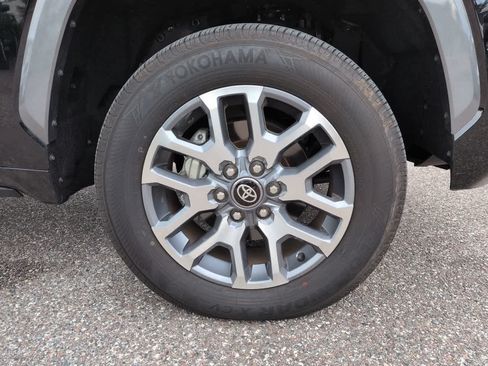 Used 2025 Toyota Tundra 1794 Edition AWD/4WD image 11