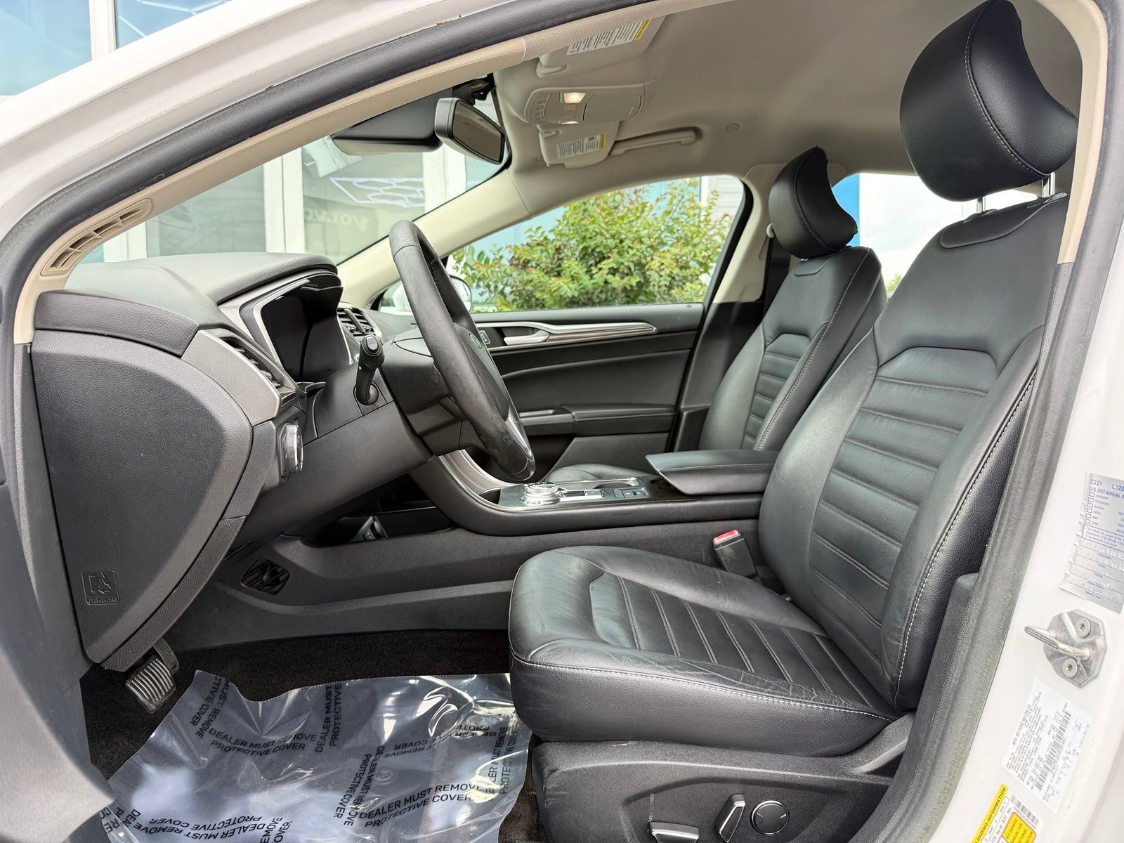 Used 2018 Ford Fusion SE w/ Equipment Group 602A FWD image 13