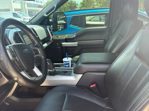 Used 2020 Ford F150 Lariat w/ Equipment Group 502A Luxury AWD/4WD image 4