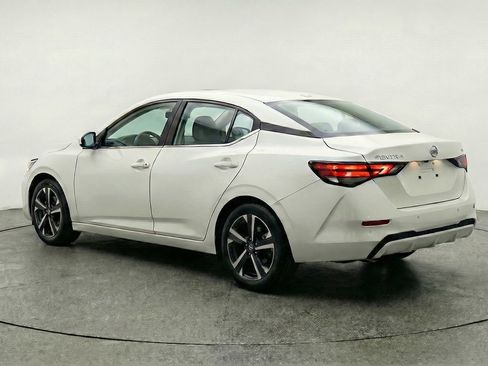 Used 2025 Nissan Sentra SV FWD image 6