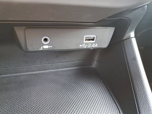 Certified 2024 Subaru Crosstrek 2.0i image 15