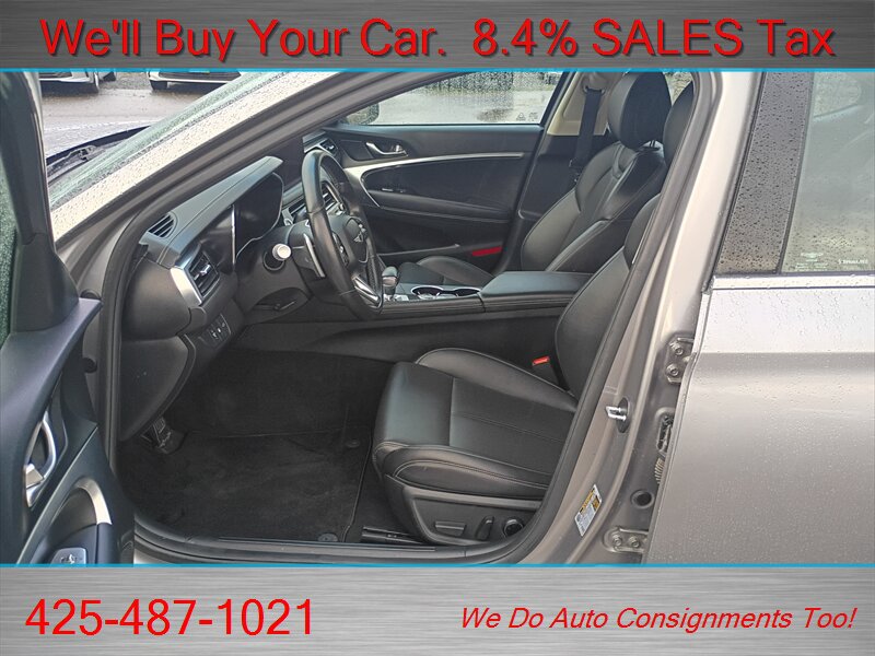 Used 2025 Genesis G70 2.5T RWD image 10