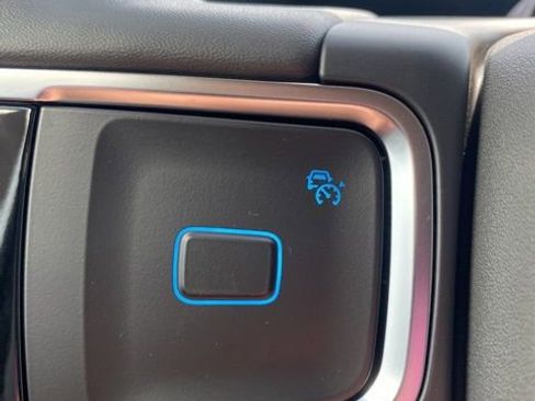 New 2025 Ford Expedition Active image 26