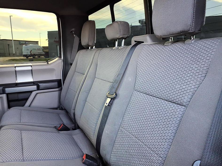 Used 2022 Ford F250 XLT w/ XLT Premium Package AWD/4WD image 24
