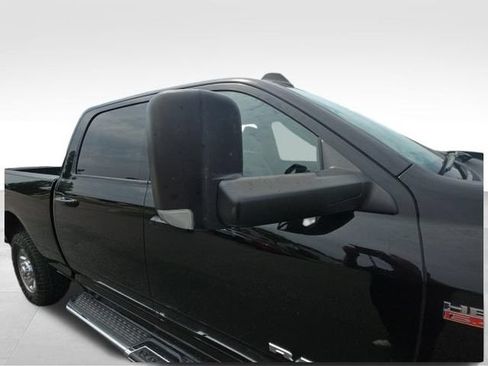 Used 2022 RAM 2500 Big Horn AWD/4WD image 13