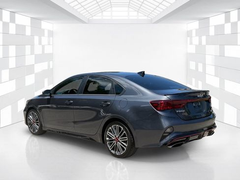 Used 2022 Kia Forte GT w/ GT Technology Package FWD image 5