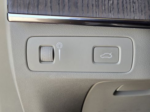 Certified 2022 Volvo XC90 T6 Inscription AWD/4WD image 21