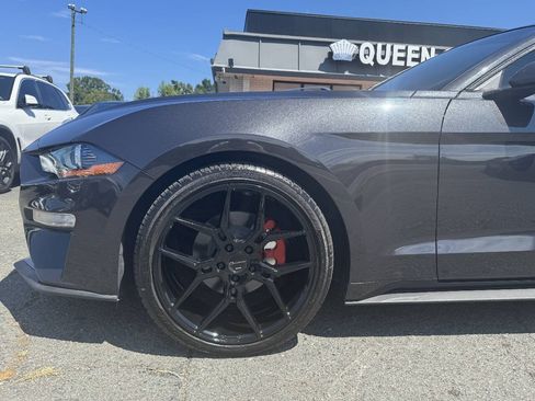 Used 2022 Ford Mustang Premium RWD image 21
