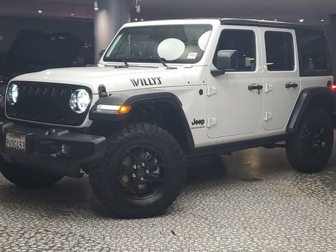 Used 2026 Jeep Wrangler Unlimited Sport AWD/4WD image 32