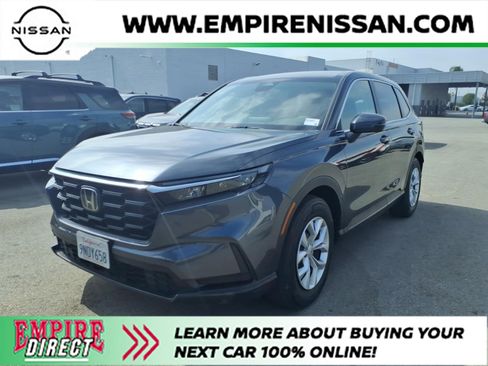 Used 2025 Honda CR-V LX image 1