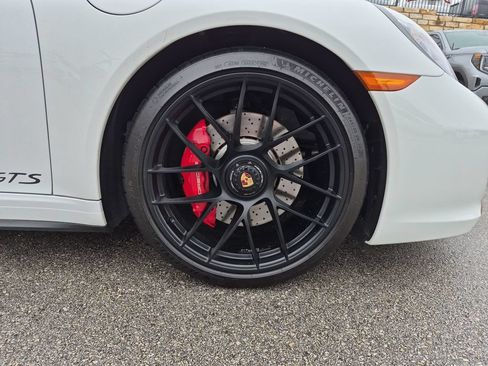 Used 2018 Porsche 911 Carrera GTS RWD image 16
